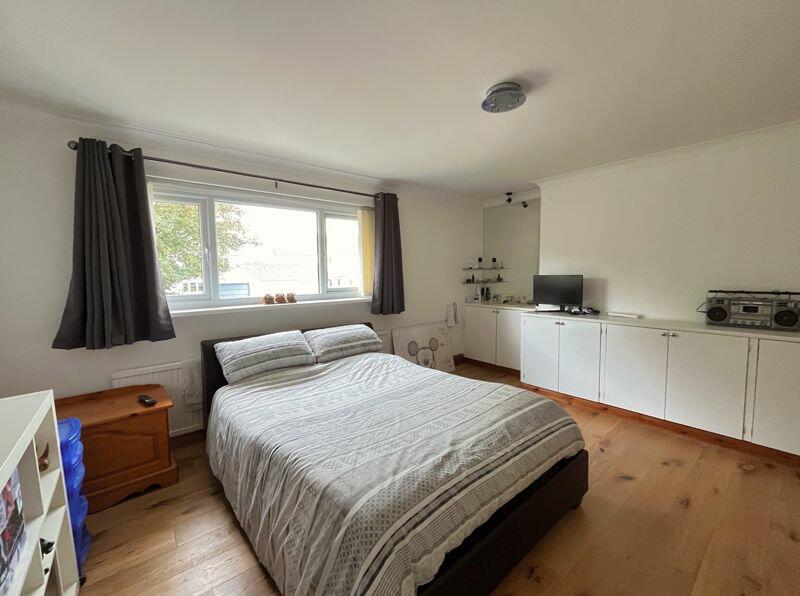 Additional image 11 of Bear Wood House, 182b Port Road East, Barry, The Vale of Glamorgan CF62 9PZ