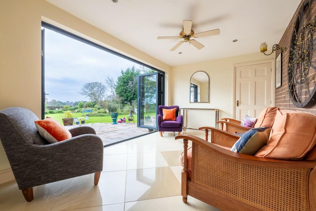 Additional image 19 of Links Hey Road, CH48