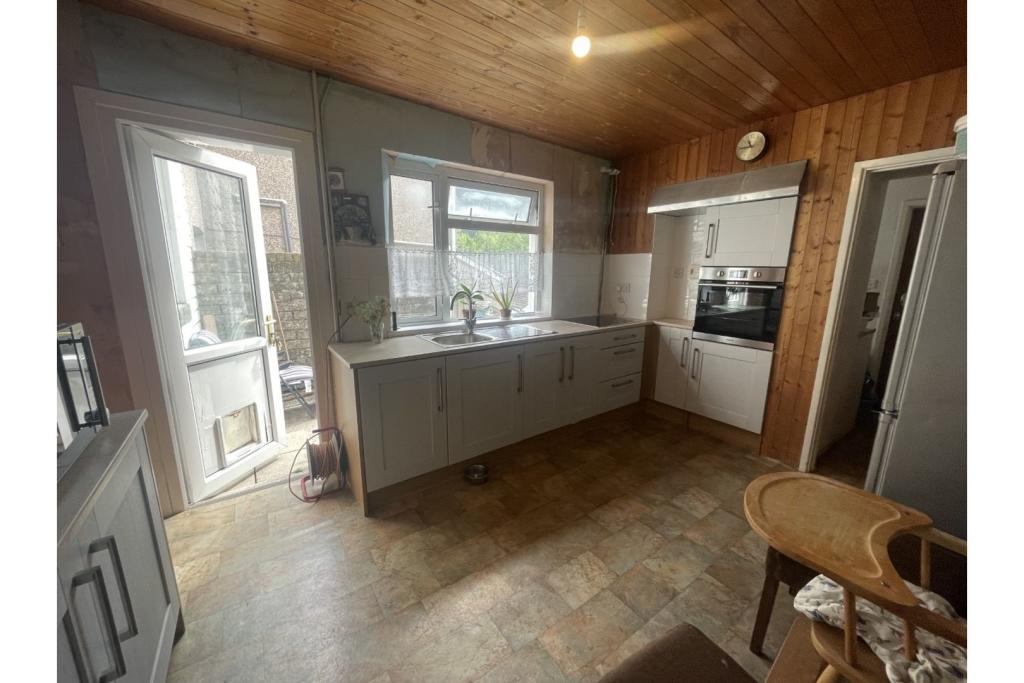 Additional image 7 of St. Albans Road, Treorchy, CF42