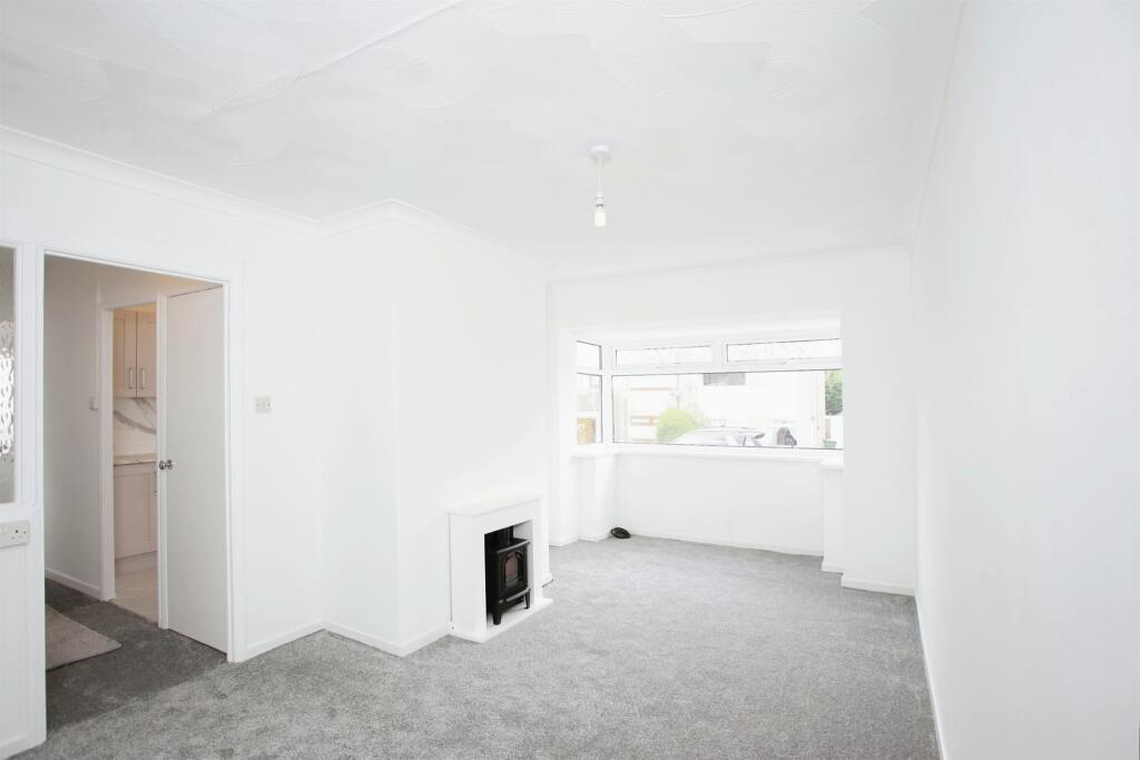 Additional image 4 of St. Annes Gardens, Maesycwmmer, Hengoed