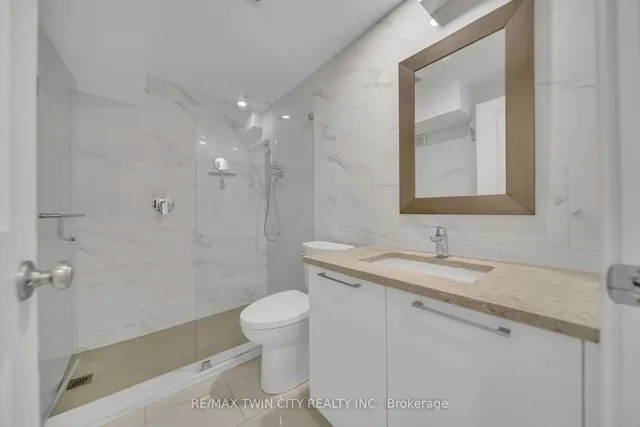 Additional image 31 of 114 Rivertrail Ave