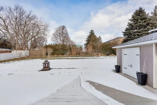 Additional image 33 of 18 Alderson Dr