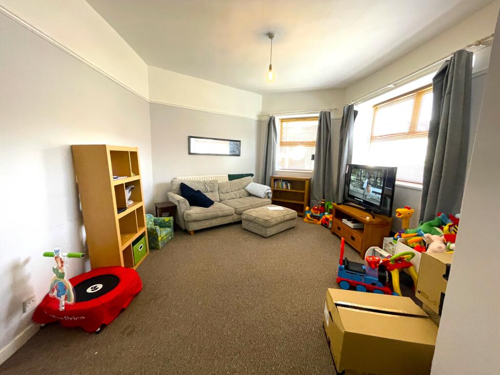 Additional image 2 of High Street, Mountain Ash, CF45 3LN