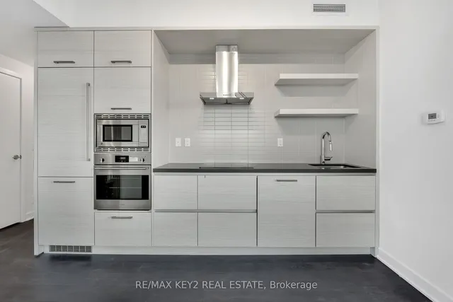 Additional image 2 of 2221 Yonge St Unit 3402