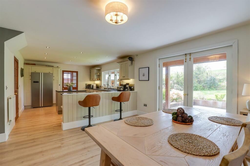 Additional image 21 of Oakmead Road, Llanharan, Pontyclun, Rhondda Cynon Taff, CF72 9FB