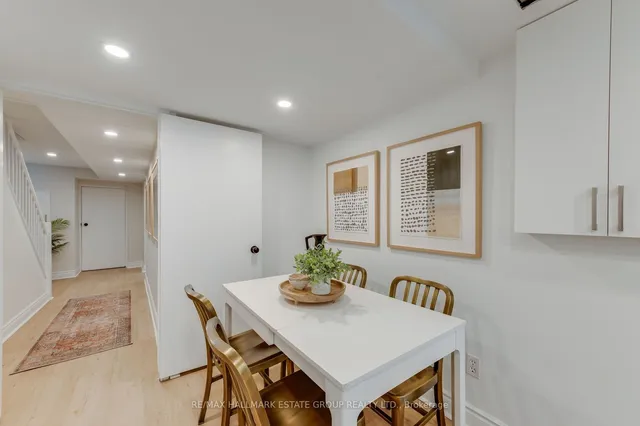 Additional image 32 of 61 Westmount Ave