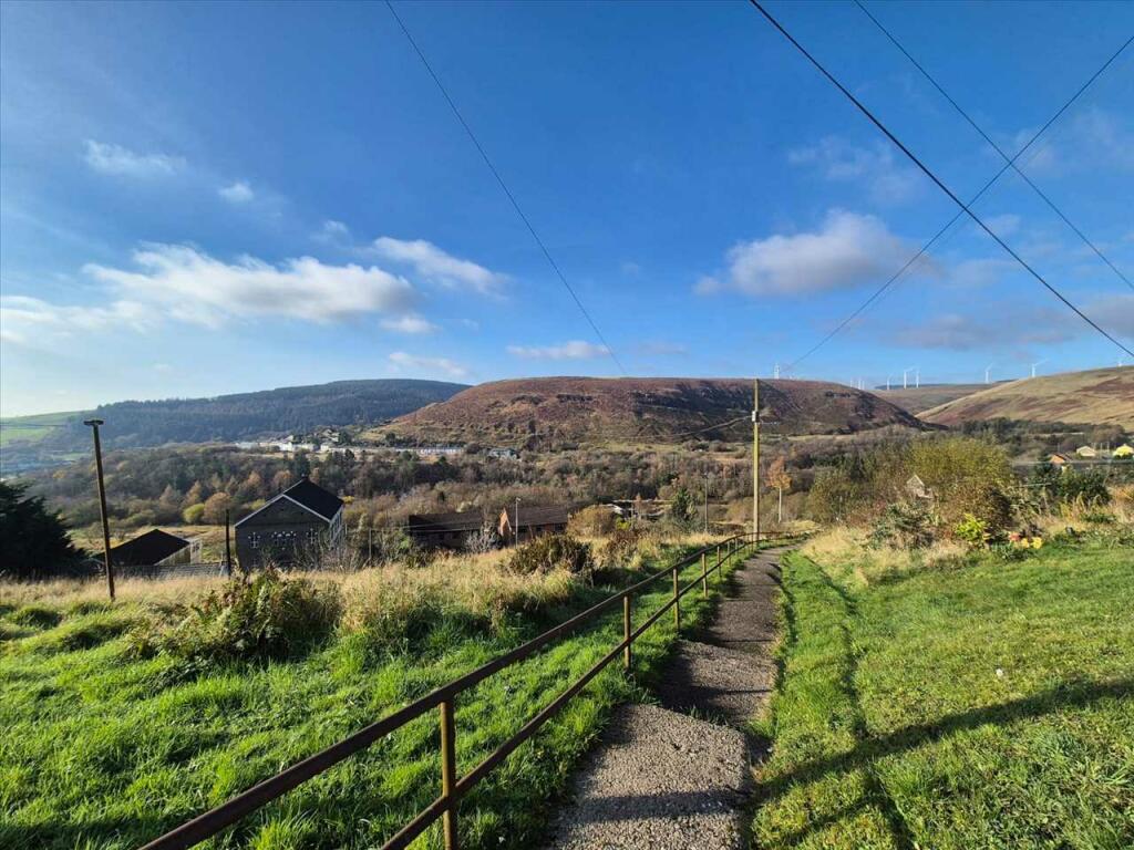 Additional image 20 of Fairview, Porth