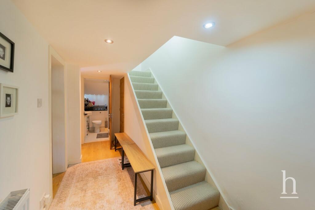 Additional image 22 of Birkenhead Road, Hoylake, CH47