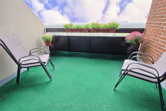 Additional image 28 of 362 The East Mall Unit 1908