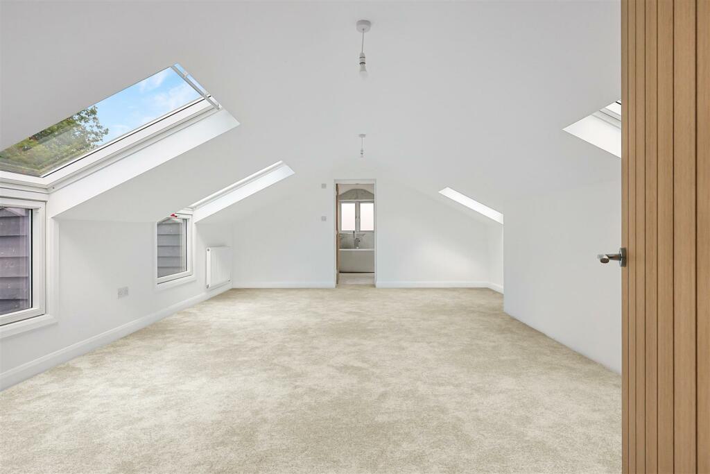 Additional image 9 of Highfields Road, Highfields Caldecote