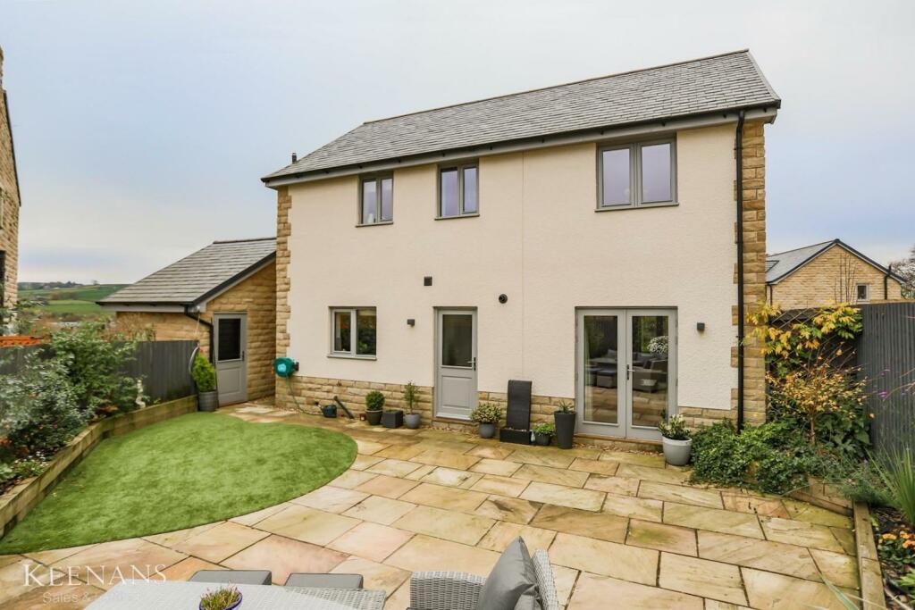 Additional image 34 of Windermere Avenue, Colne