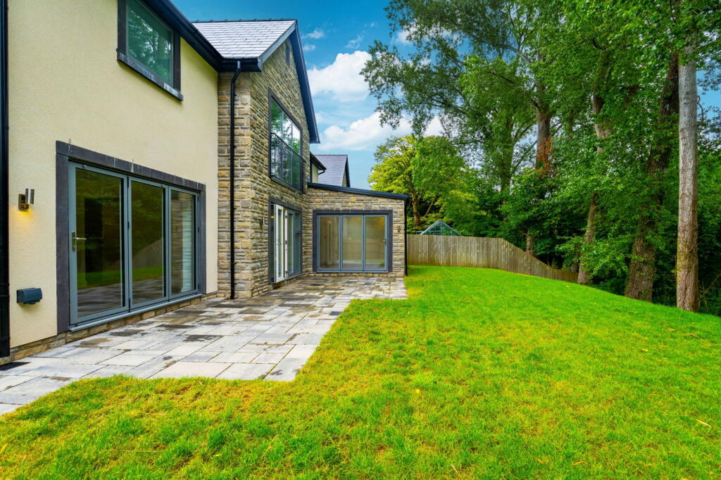 Additional image 5 of Van Road, Caerphilly, CF83 3RR