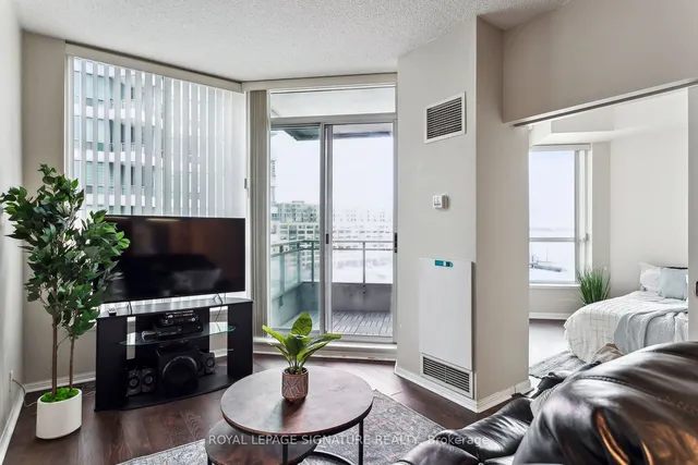 Additional image 18 of 230 Queens Quay Unit 1119