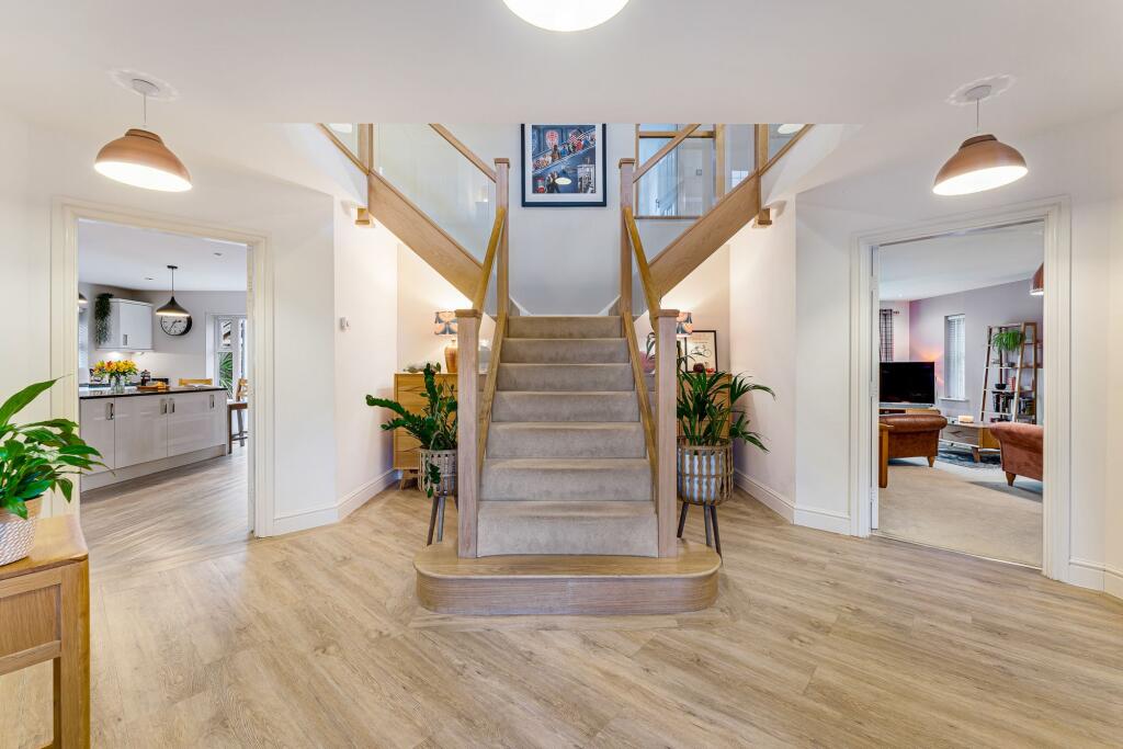 Additional image 2 of Spacious, Private, and Unrivalled Views Across Fields