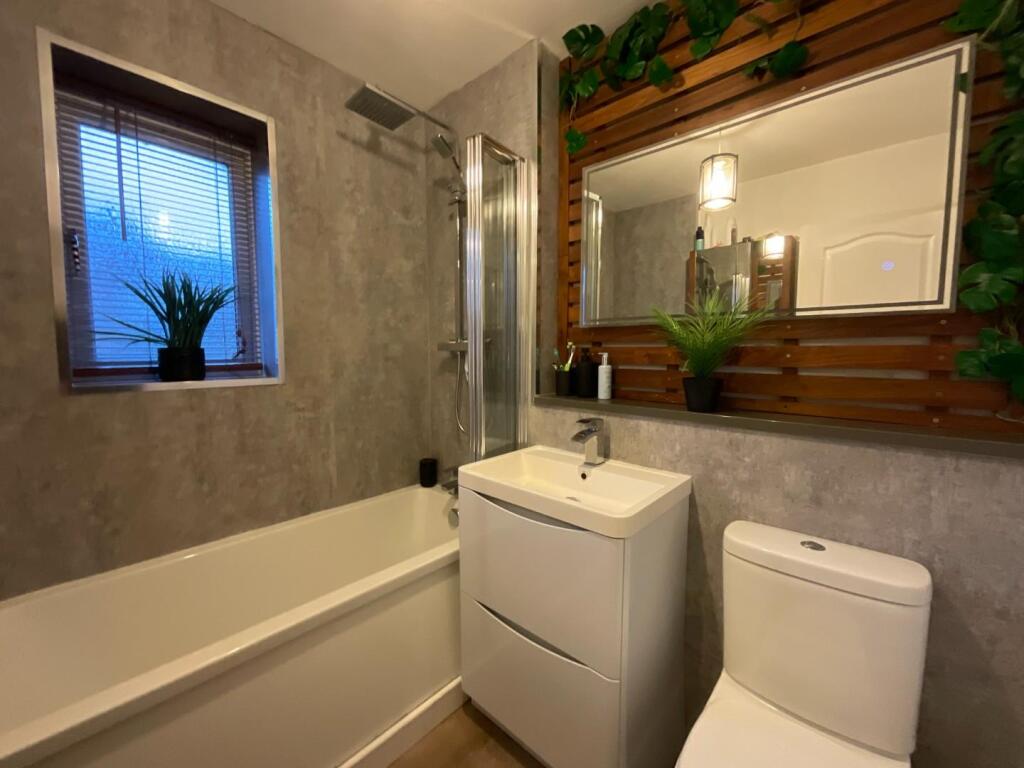 Additional image 24 of Port Side Close, Crews Hole, Bristol