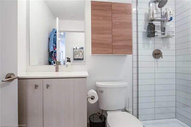 Additional image 18 of 15 Wellington St Unit 1101