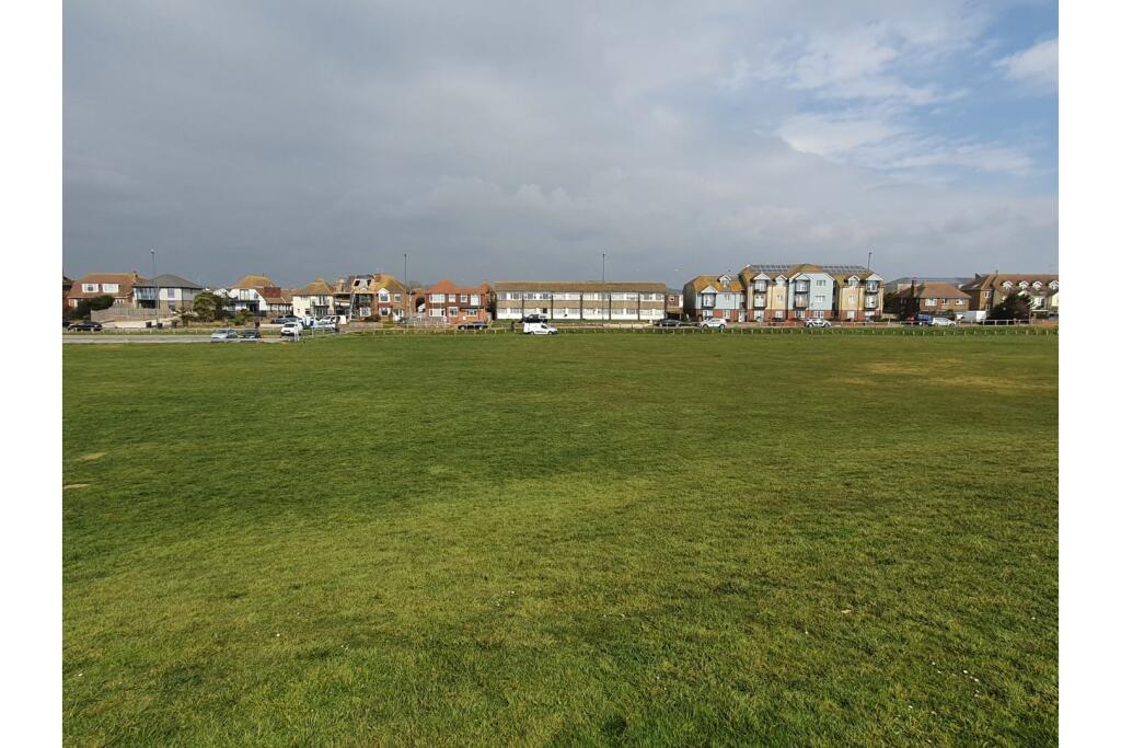 Additional image 25 of Brighton Road, Lancing, BN15