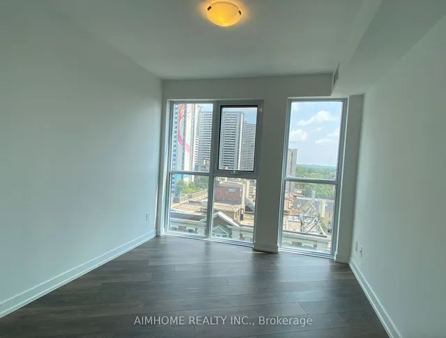 Additional image 4 of 159 Wellesley St Unit 704