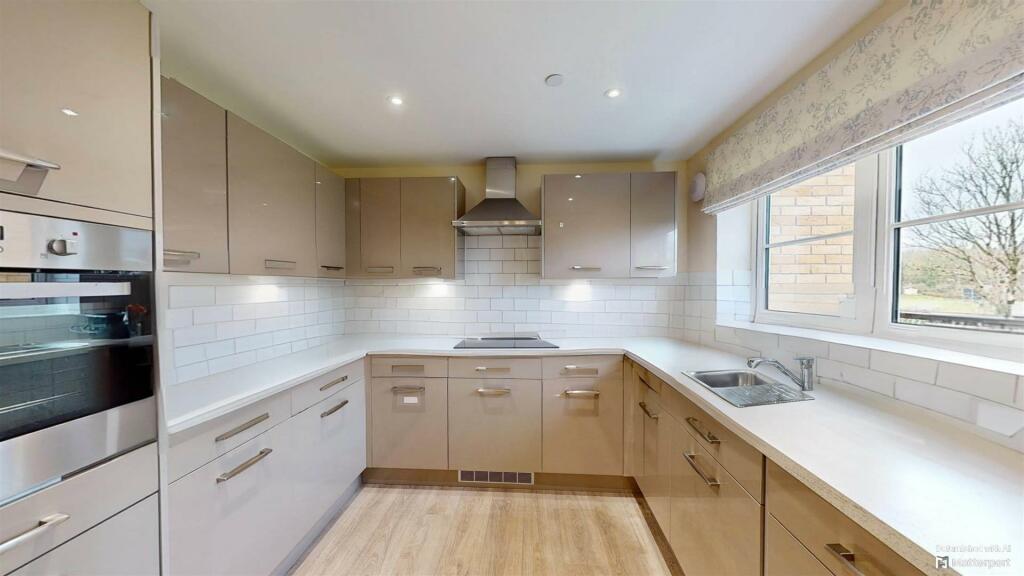 Additional image 13 of De Clare Lodge, Westgate, Cowbridge