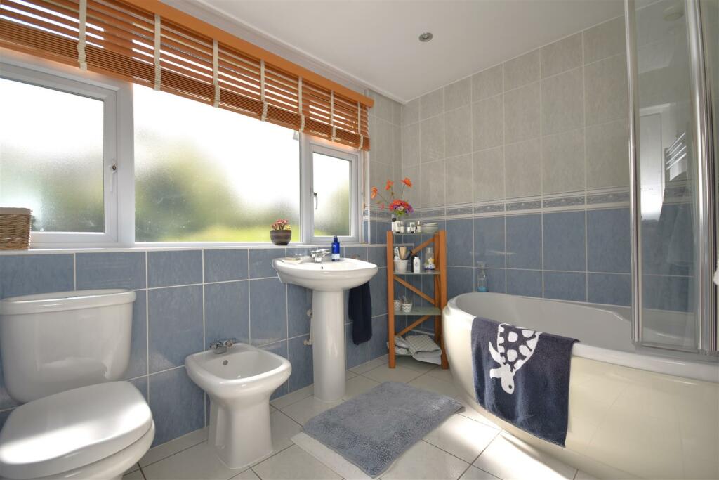 Additional image 20 of Hanns Hall Road, Neston, Cheshire