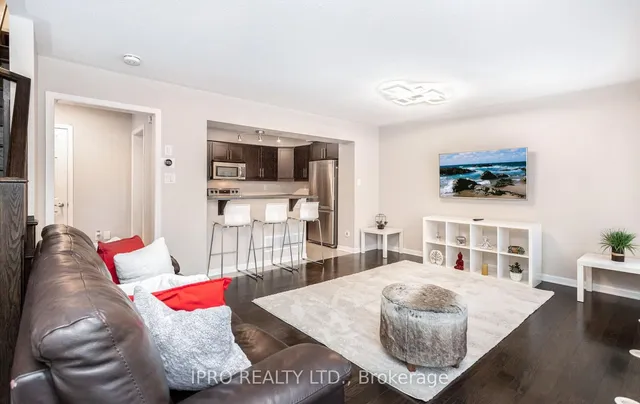 Additional image 8 of 267 Woodley Cres