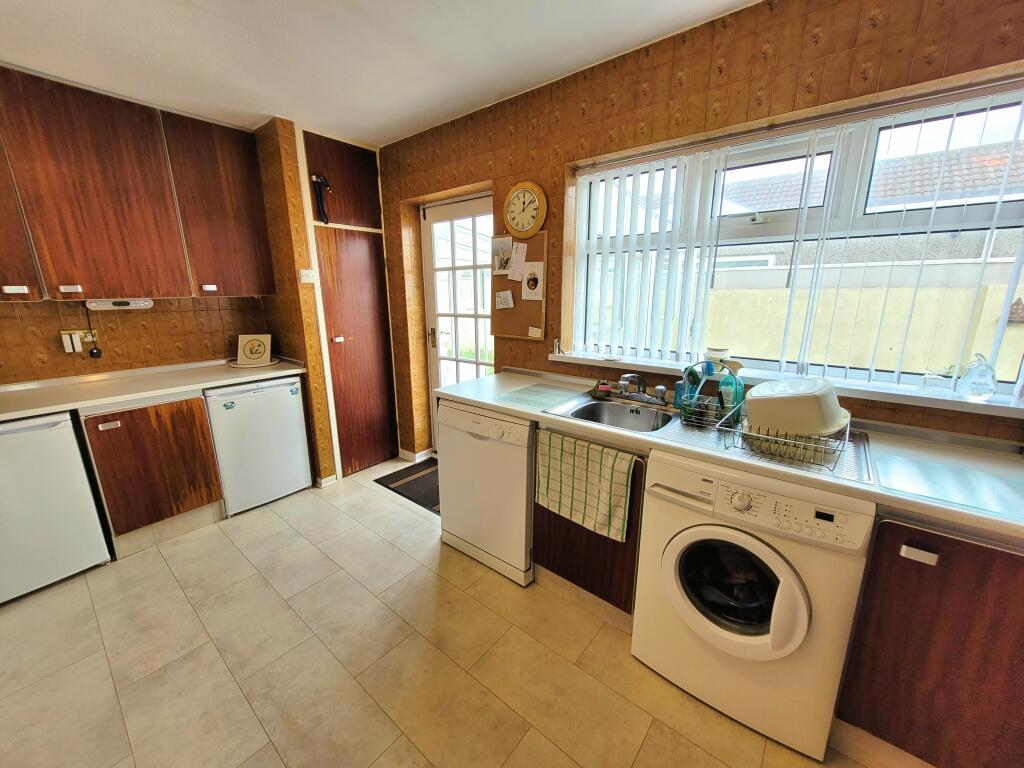 Additional image 12 of CURLEW ROAD, REST BAY, PORTHCAWL, CF36 3QA