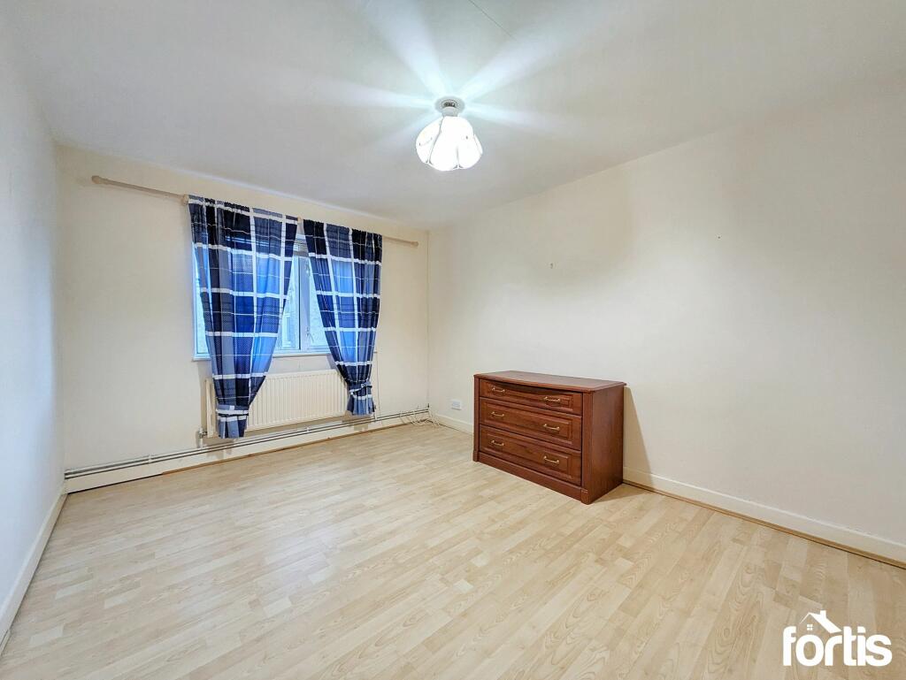 Additional image 7 of Commercial Street, Maesteg, CF34