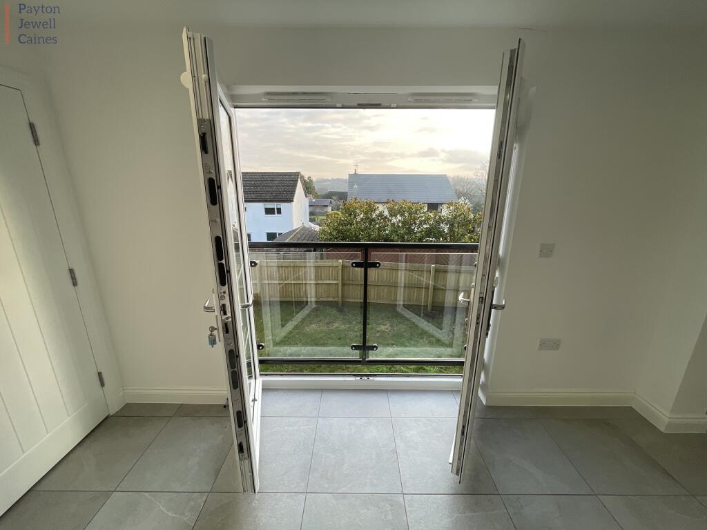 Additional image 19 of Llys Cerrig Isaf, Pen-y-fai, Bridgend. CF31 4FF