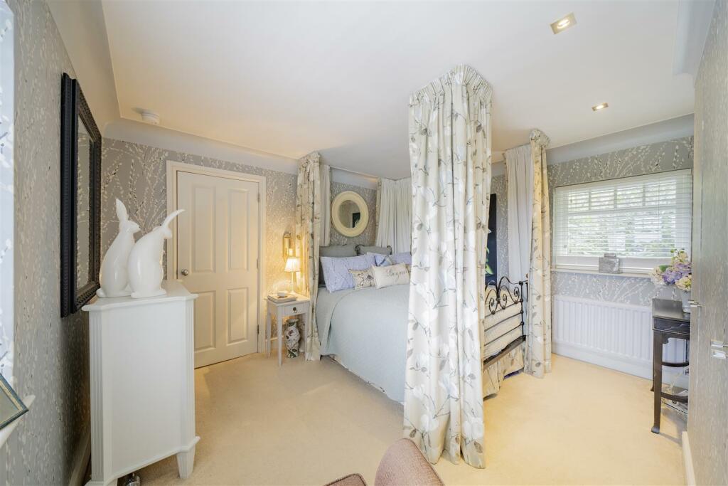 Additional image 19 of Oldfield Way, Heswall, Wirral