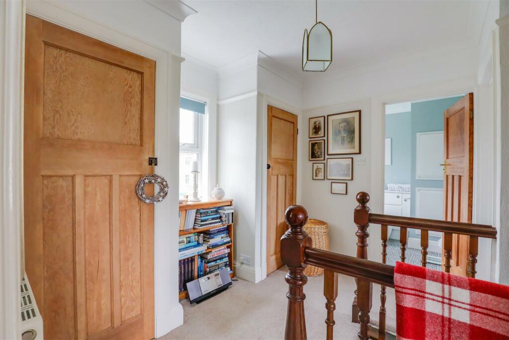 Additional image 17 of Desmar House, Boverton Road, Llantwit Major, Vale Of Glamorgan, CF61 1YA