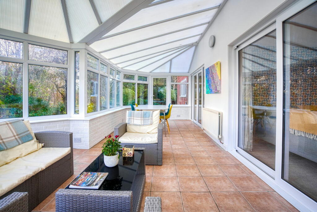 Additional image 16 of Willow Lea, Mollington, Chester, Cheshire