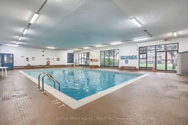 Additional image 30 of 362 The East Mall Unit 1908