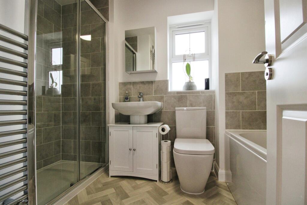 Additional image 18 of Rhodfa'r Hurricane, St. Athan, Barry