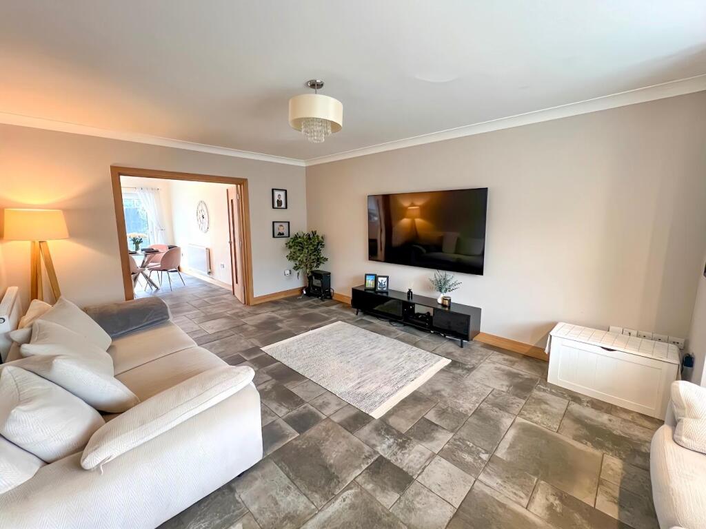 Additional image 11 of Long Acre, North Cornelly, Bridgend County Borough, CF33 4BE