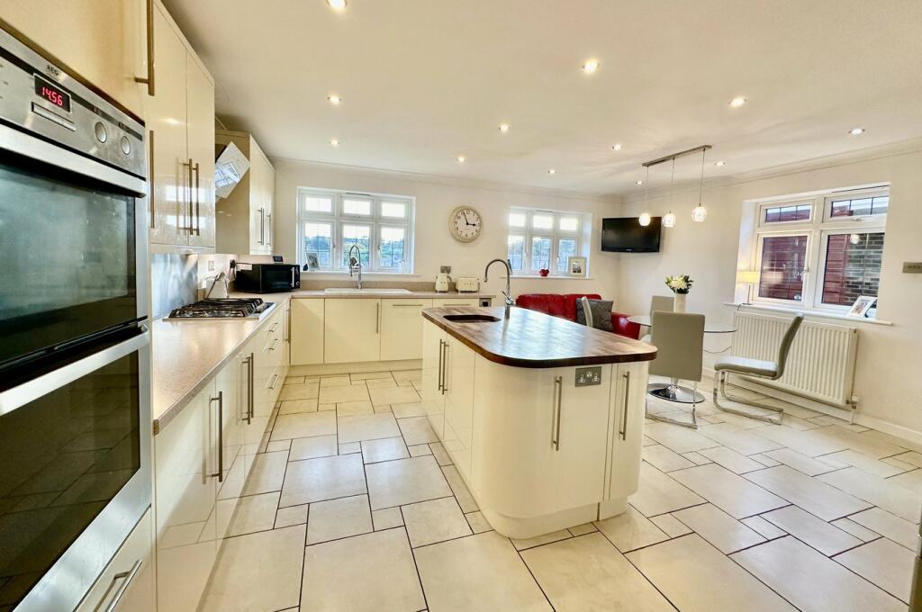 Additional image 7 of Parkway Drive, Queens Park, Bournemouth, BH8