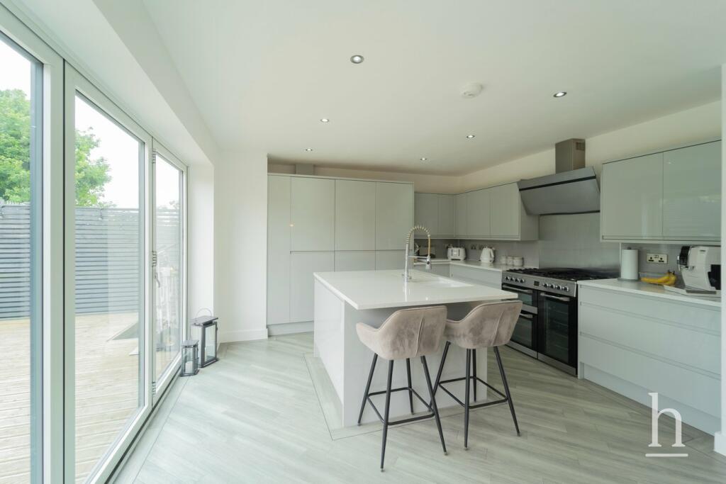 Additional image 4 of Vyner Croft, Prenton, CH43