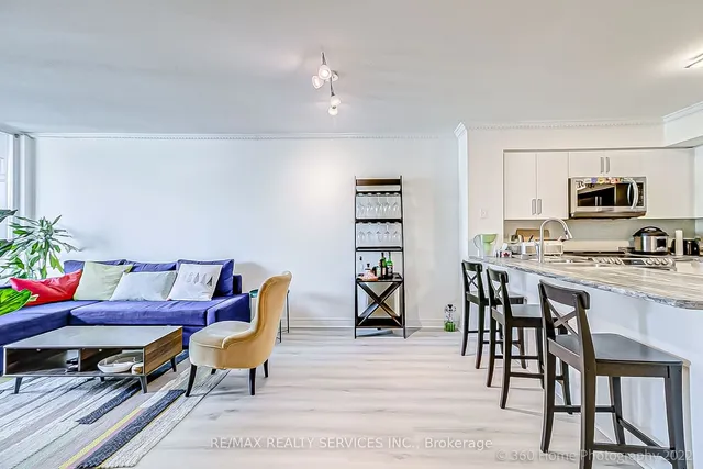Additional image 10 of 30 Grand Trunk Cres Unit 1203