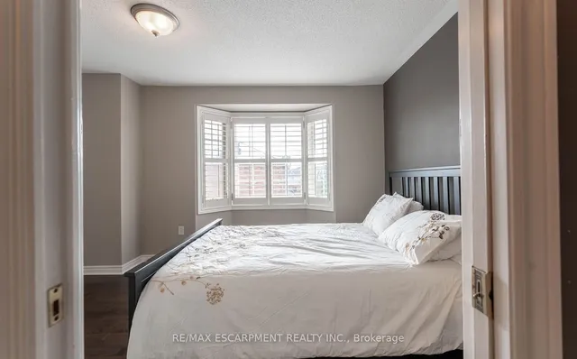 Additional image 18 of 1336 UPPER SHERMAN Ave Unit 7