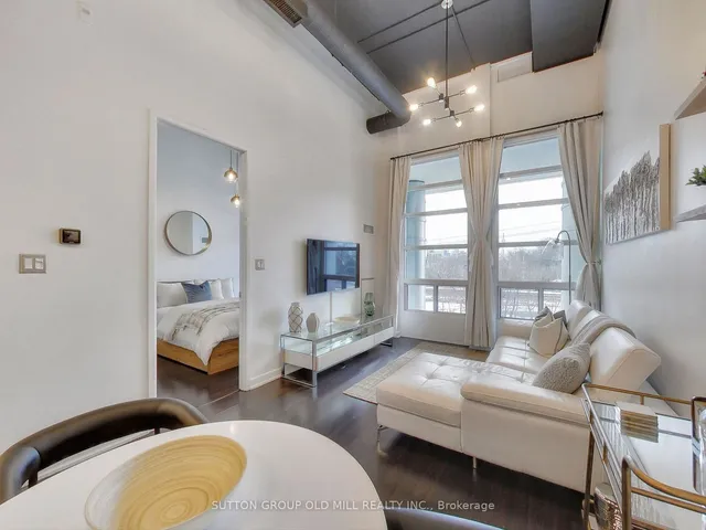 Additional image 14 of 380 Macpherson Ave Unit 242