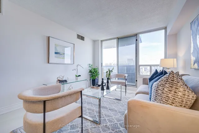 Additional image 17 of 35 Finch Ave Unit 2503