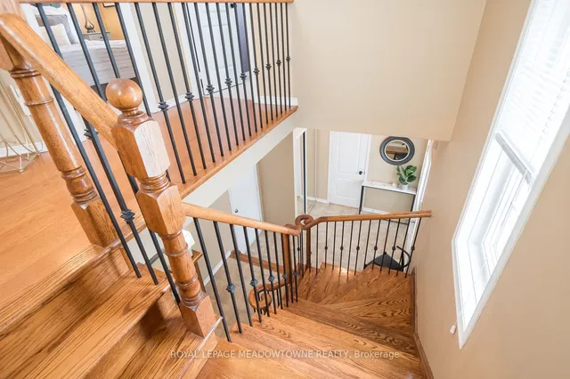 Additional image 21 of 1105 Mcclenahan Cres