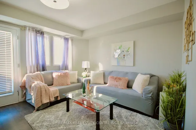 Additional image 21 of 388 Old Huron Rd Unit 21C