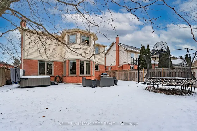 Additional image 15 of 2109 Country Club Dr