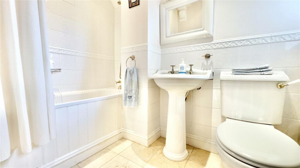 Additional image 24 of North Parade, Hoylake, Wirral, CH47