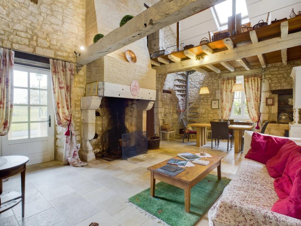 Additional image 2 of Sigoules, Aquitaine, 24240, France
