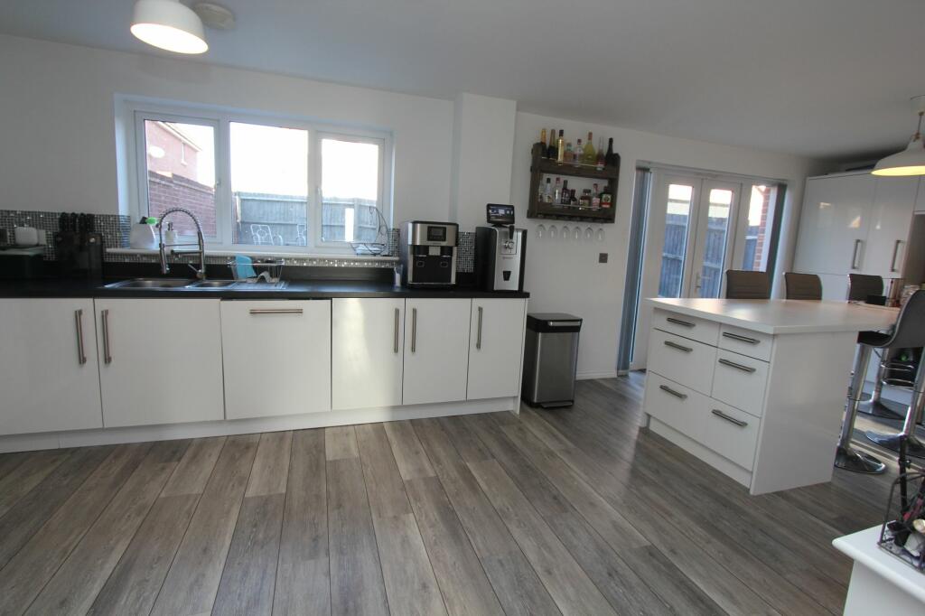 Additional image 9 of Crib Y Sianel, Rhoose Point, CF62 3NB