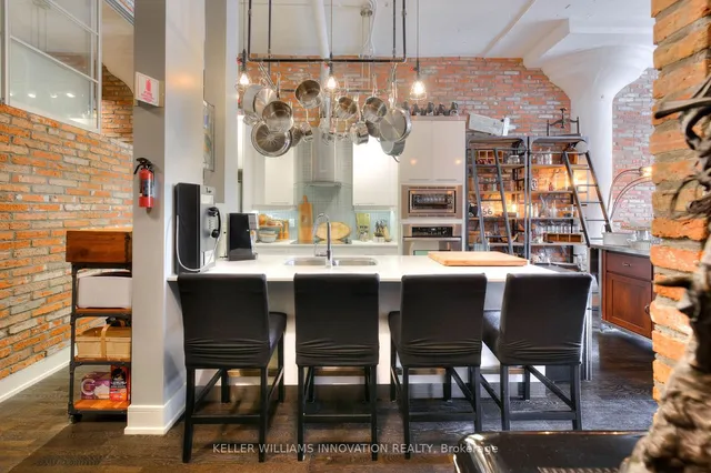 Additional image 17 of 112 Benton St Unit 224