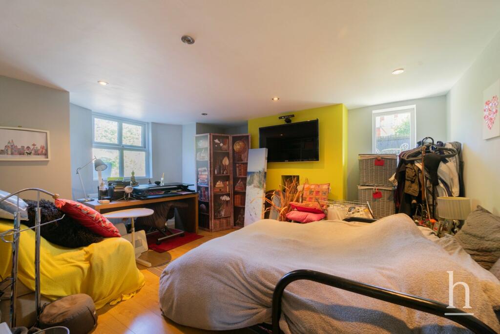 Additional image 23 of Birkenhead Road, Hoylake, CH47