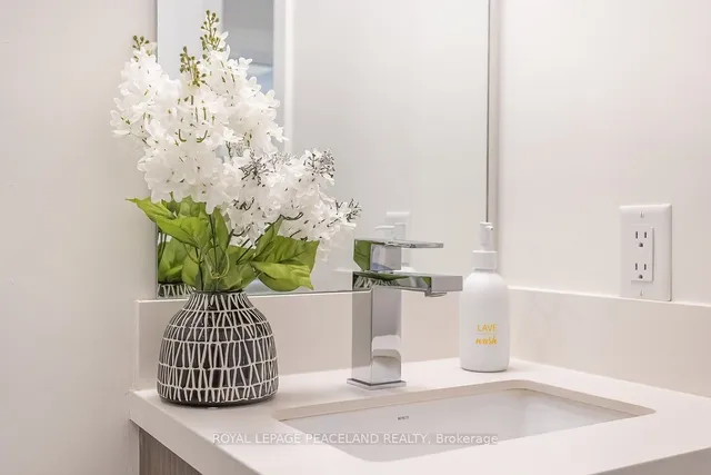 Additional image 31 of 266 Finch Ave Unit 15