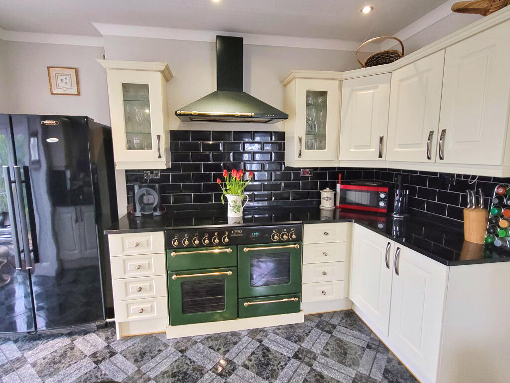 Additional image 12 of SEVERN ROAD, PORTHCAWL, CF36 3LN